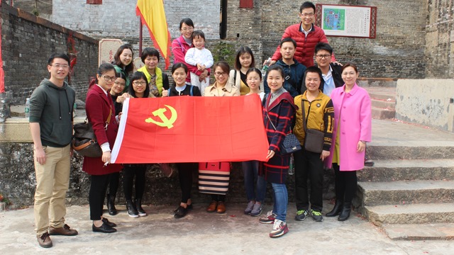 教育基地合影留念3 教育基地合影留念3